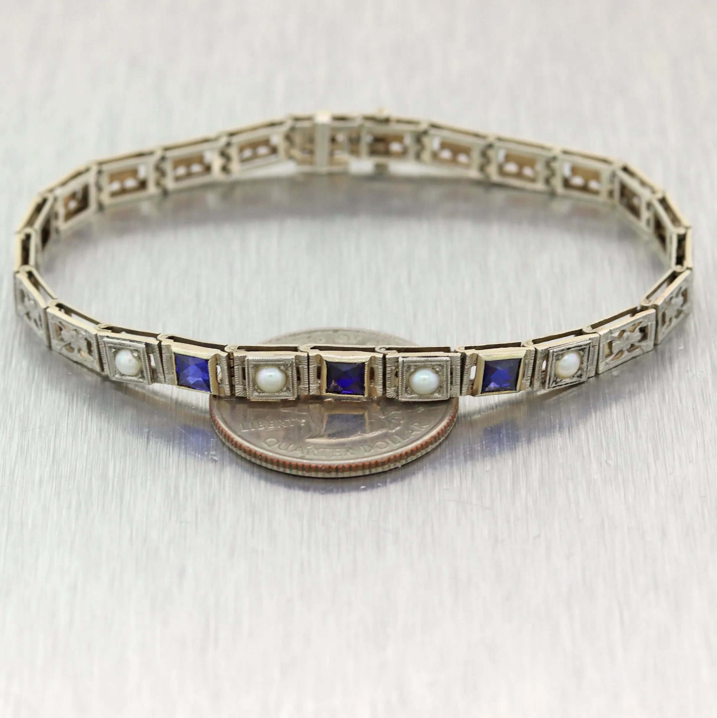 1930's Antique Art Deco 0.60ctw Sapphire & Pearl Filigree Bracelet