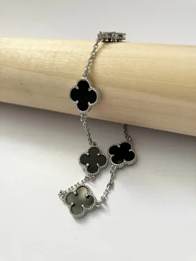 Adjustable 7.5" Onyx Quatrefoil Bracelet