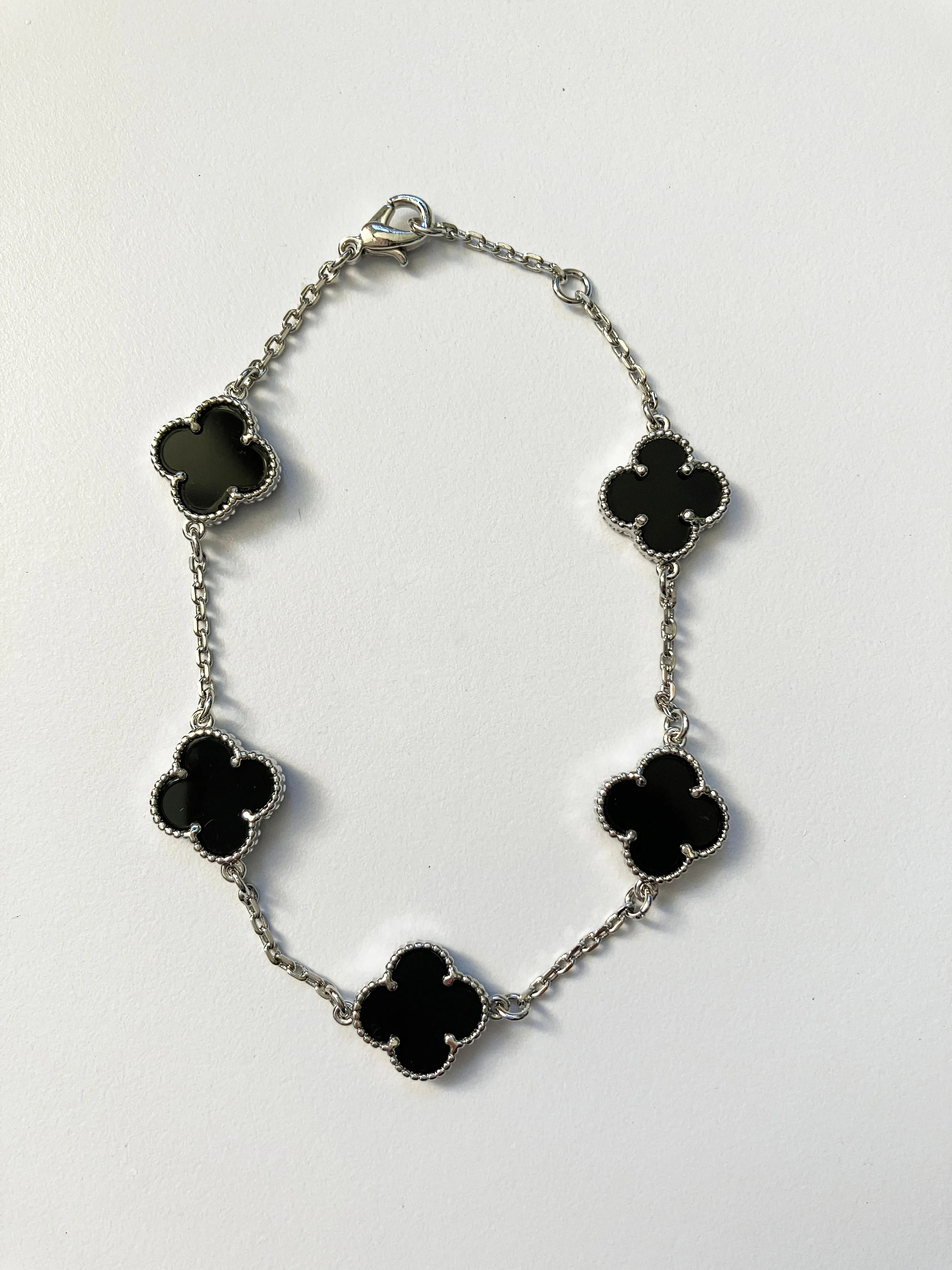 Adjustable 7.5" Onyx Quatrefoil Bracelet