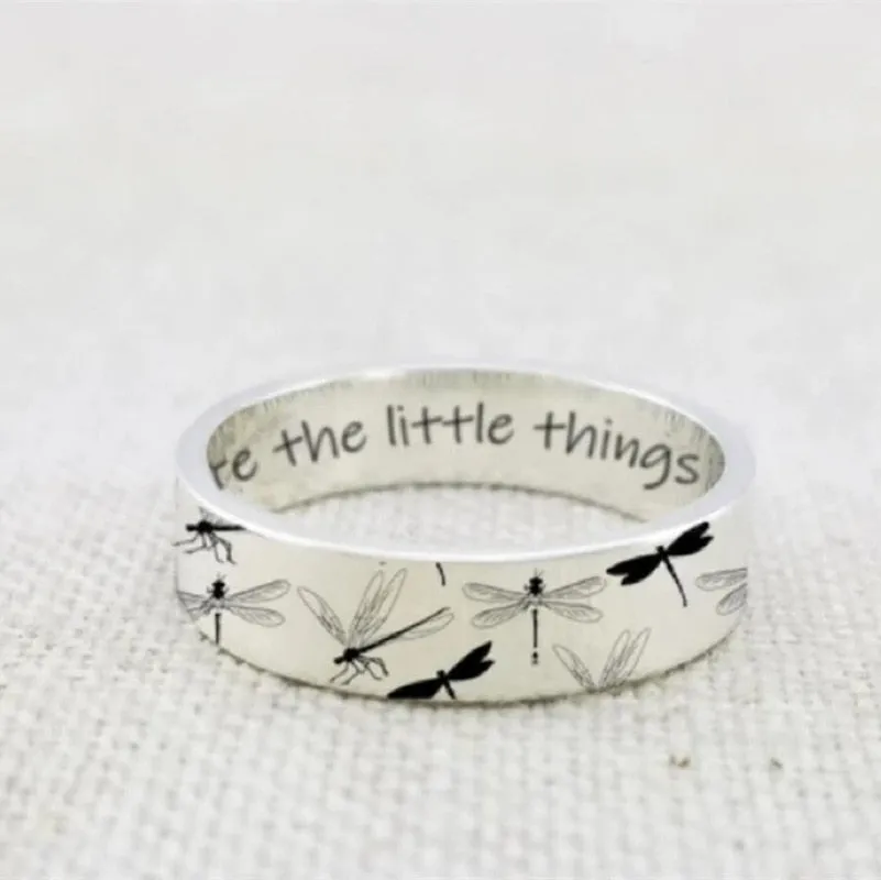 Beautiful Engraved Vintage Dragonfly Ring