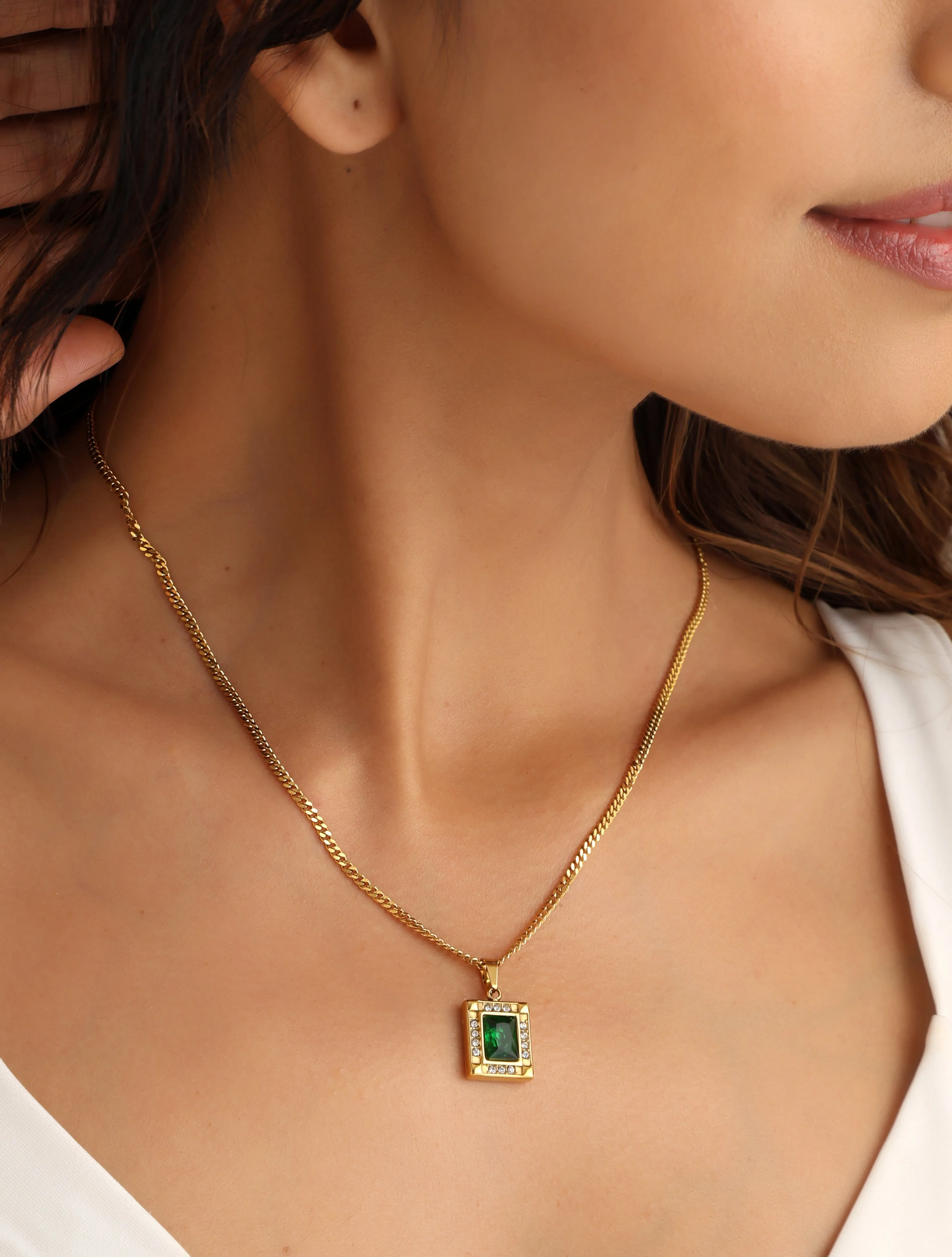 Cherie Emerald Pendant Necklace