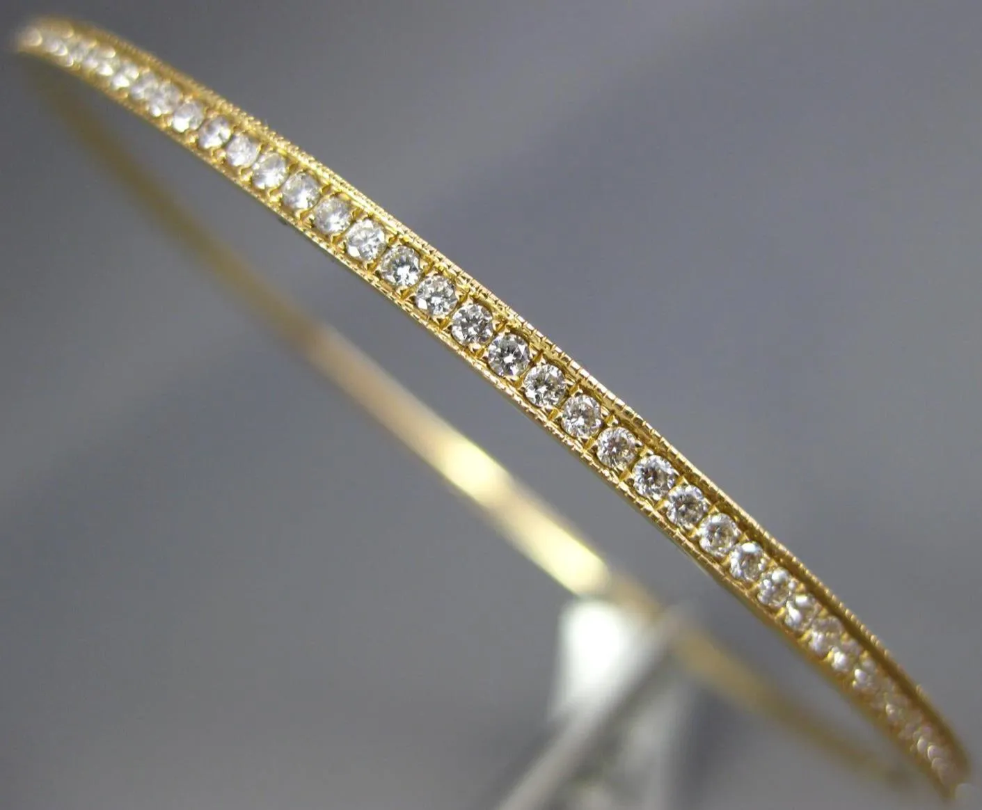 ESTATE 1.44CT DIAMOND 18K YELLOW GOLD CLASSIC 2mm ETERNITY ROUND BANGLE BRACELET