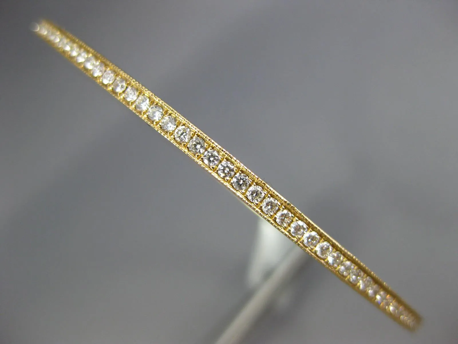 ESTATE 1.44CT DIAMOND 18K YELLOW GOLD CLASSIC 2mm ETERNITY ROUND BANGLE BRACELET