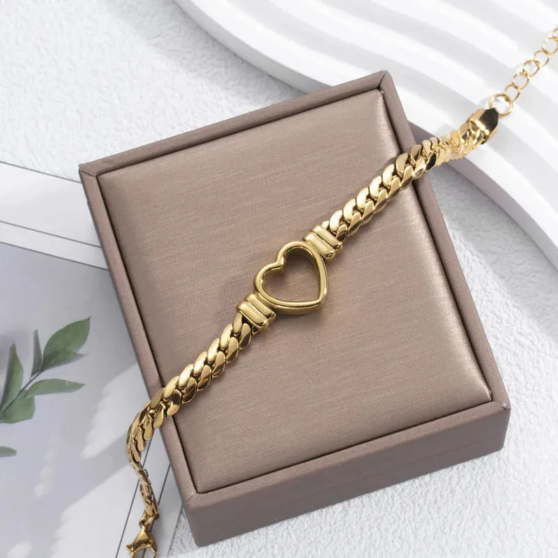 Fashion Simple Hollow Heart Titanium Steel Valentine Bracelet gift