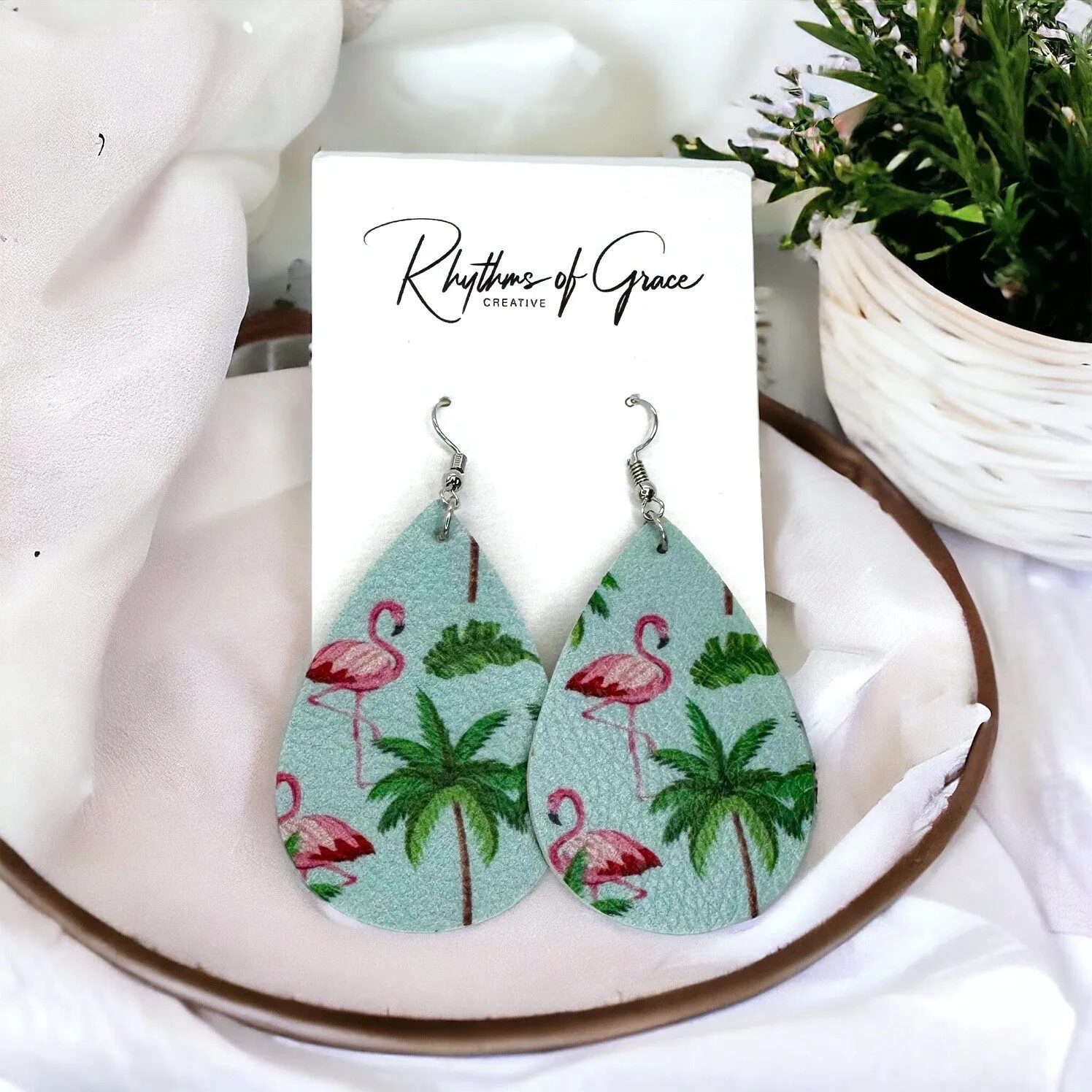 Flamingo Earrings - Flamingo Jewelry, Flamingo Pink, Bird Earrings, Handmade Earrings, Handmade Jewelry, Animal Earrings, Bird Jewelry, Pink