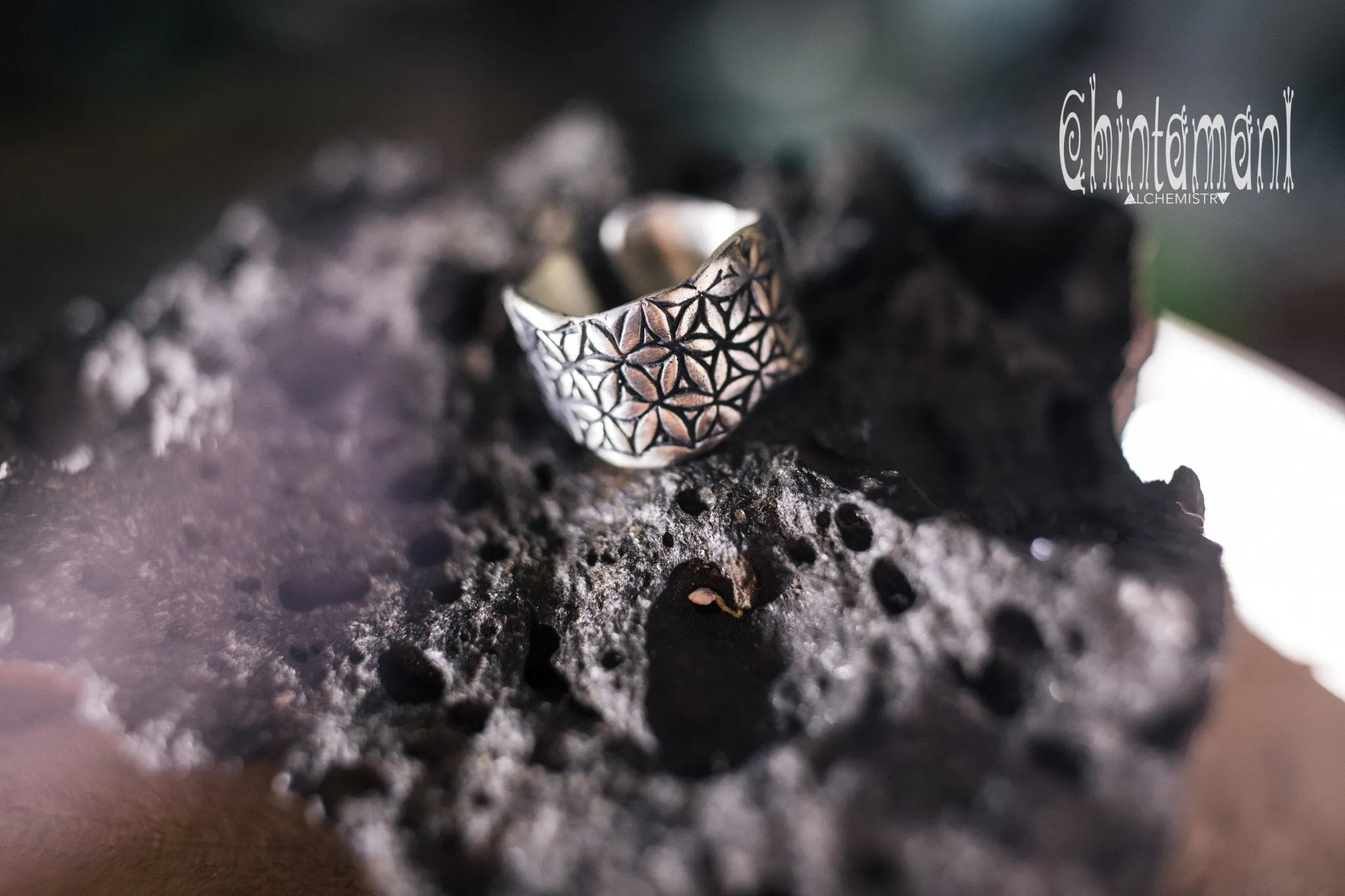 LIFE POWER Ring with Flower of Life pattern / 925 Silver