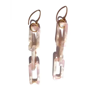 MPR x THE IMAGINARIUM: Rose Quartz Marble Rectangle Chain Link Hooks_1