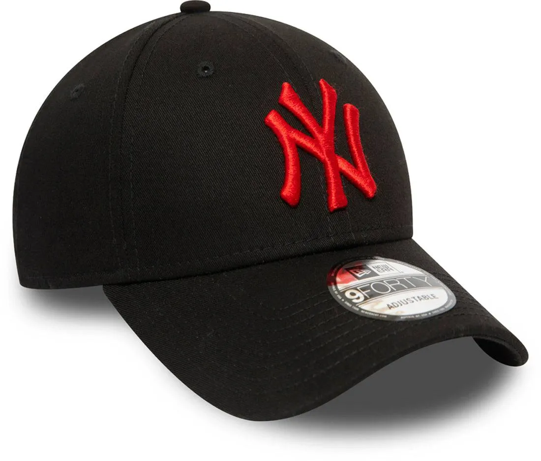 New York Yankees New Era 9Forty League Essential Black Baseball Cap