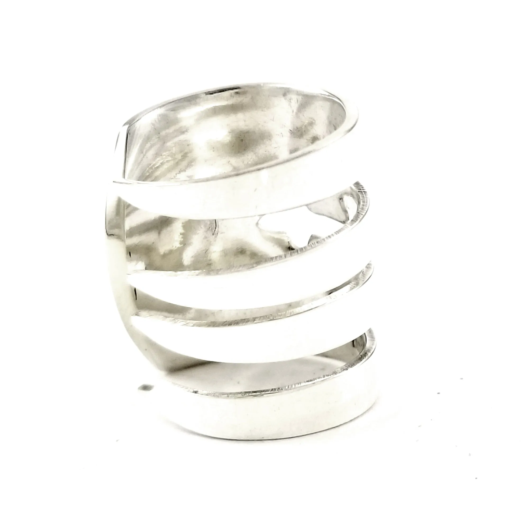 Queen Bess II Salad Fork Ring