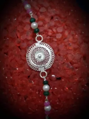 Spotlight seeker - Silver rakhi