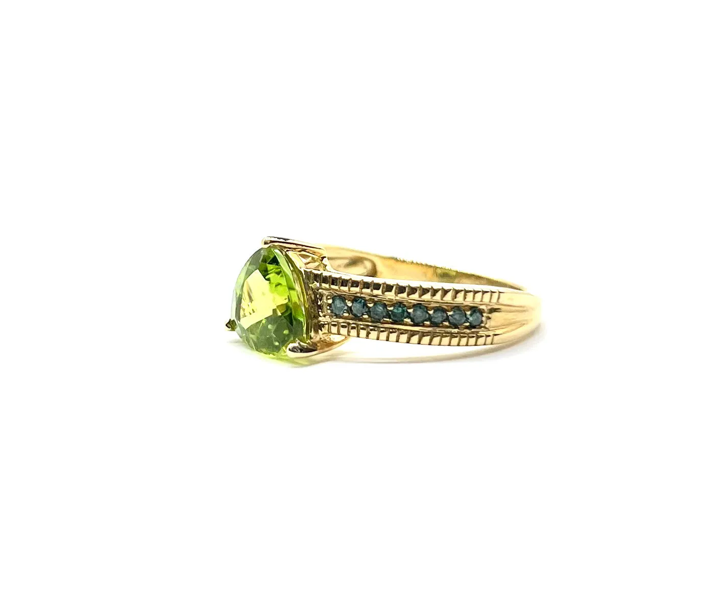 Trillion Peridot Ring